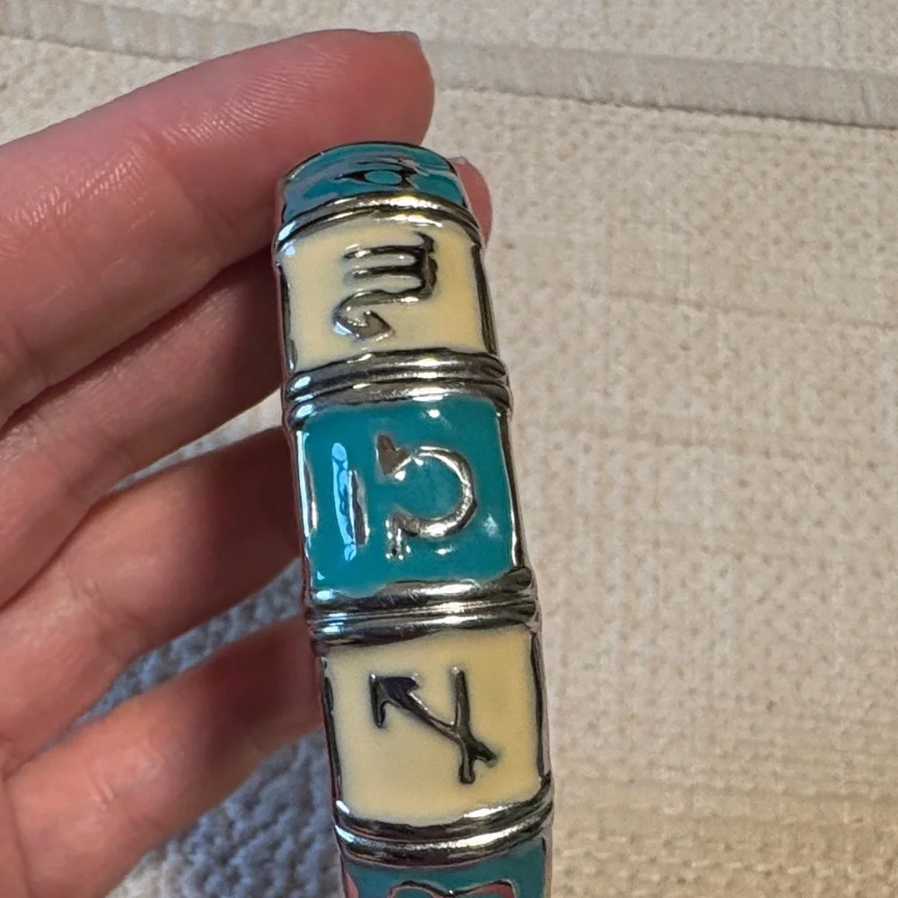 Vintage Astrological Enamel zodaic bracelet made in korea. In EUC - Picture 4 of 7